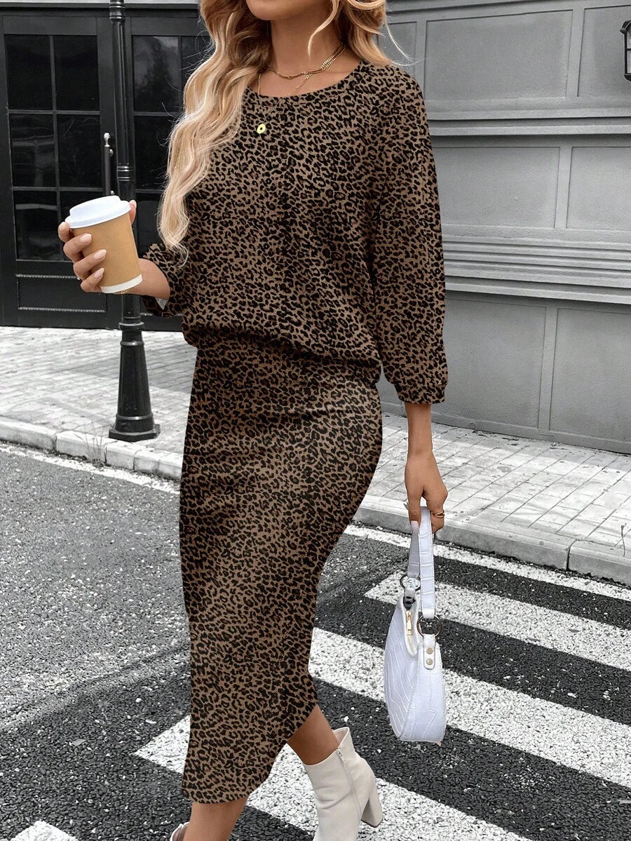 SHEIN LUNE Conjunto de camiseta feminina com gola redonda e manga morcego e saia reta justa, tecido com textura canelada felpuda, elegante para deslocamento casual, quente para outono/inverno