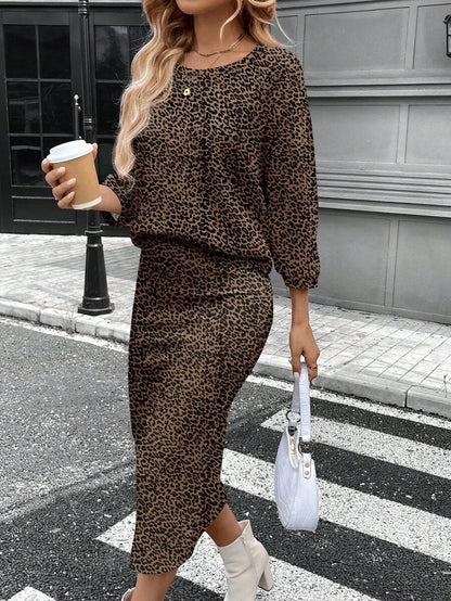 SHEIN LUNE Conjunto de camiseta feminina com gola redonda e manga morcego e saia reta justa, tecido com textura canelada felpuda, elegante para deslocamento casual, quente para outono/inverno