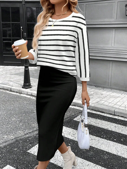 SHEIN LUNE Conjunto de camiseta feminina com gola redonda e manga morcego e saia reta justa, tecido com textura canelada felpuda, elegante para deslocamento casual, quente para outono/inverno